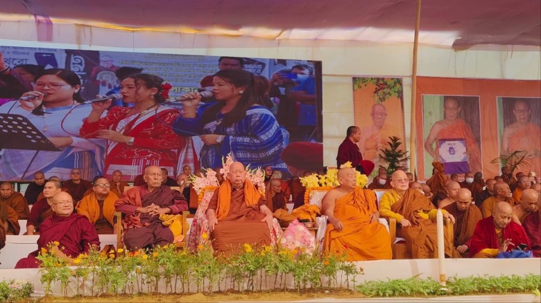 ভদন্ত তিলোকানন্দ মহাথেরের জাতীয় অন্ত্যেষ্টিক্রিয়া সম্পন্ন: শ্রদ্ধা ও ভালোবাসায় শেষ বিদায়...