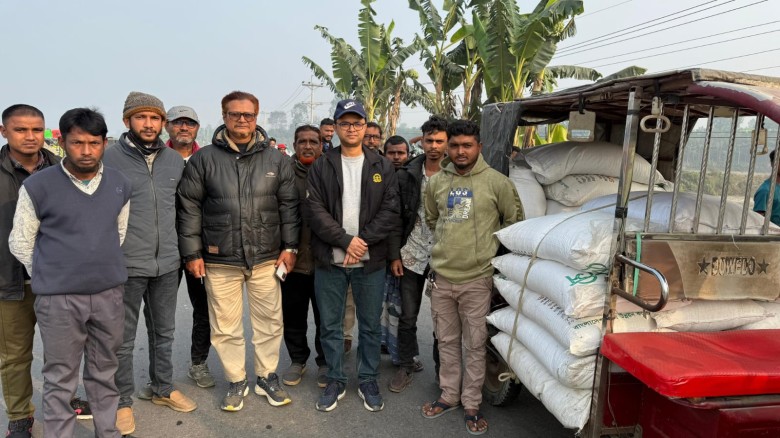 কুড়িগ্রাম পুলিশের অভিযানে,ডিএপি সার পাচারকালে আটক ১ ,জরিমানা ও লাইসেন্স বাতিলের সুপারিশ।...