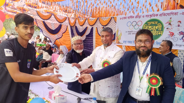 চান্দ্রা বাজার ইয়াকুব আলী স্মারক উচ্চ বিদ্যালয়ের বার্ষিক ক্রীড়া ও পুরস্কার বিতরণী অনুষ্ঠিত...