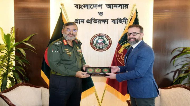 আনসার-ভিডিপি সদর দপ্তরে বাহিনীর মহাপরিচালকের সাথে ইউরোপীয় ইউনিয়ন এর নতুন আঞ্চলিক নিরাপত্তা উপদেষ্টার...