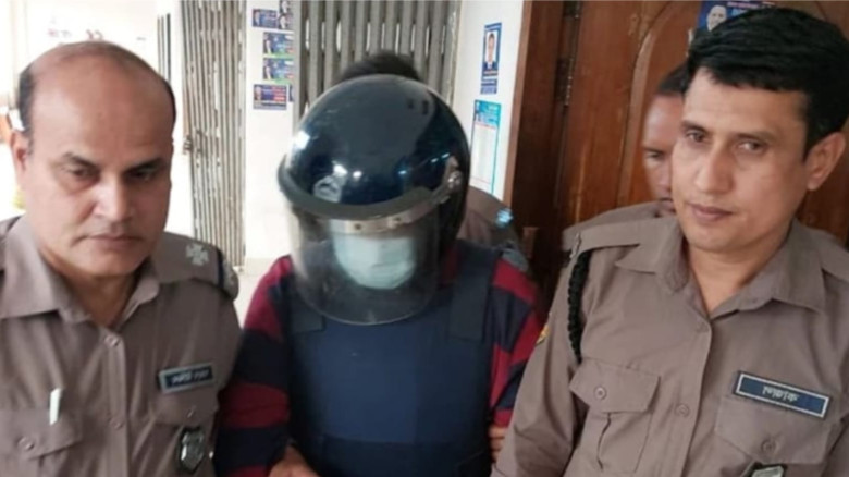 গৃহ কর্মীকে নির্যাতনের অভিযোগে বাংলাদেশ বিমানের  এমডি ও তার স্ত্রী গ্রেফতার...