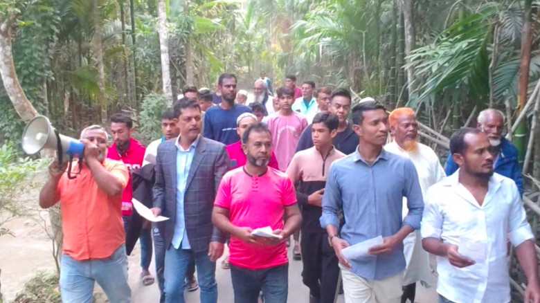 ধানের শীষের পক্ষে চরভৈরবী ২ নং ওয়ার্ডে গণসংযোগ...
