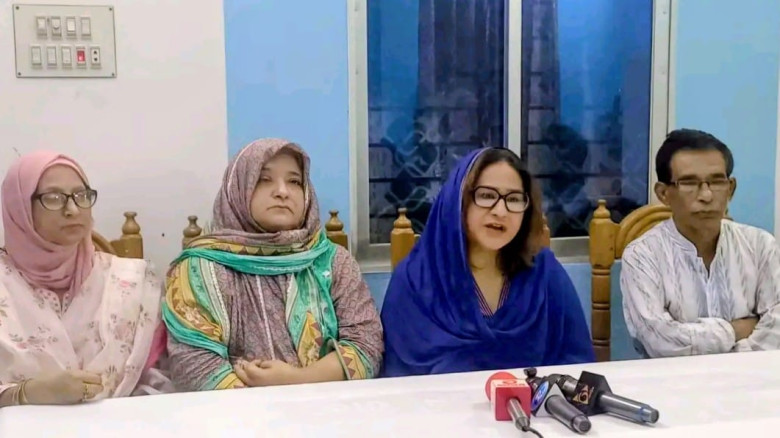 নির্বাচন বর্জনের ঘোষণা দিলেন কিশোরগঞ্জ-৪ আসনের স্বতন্ত্র প্রার্থী কাজী রেহা কবির সিগমা...