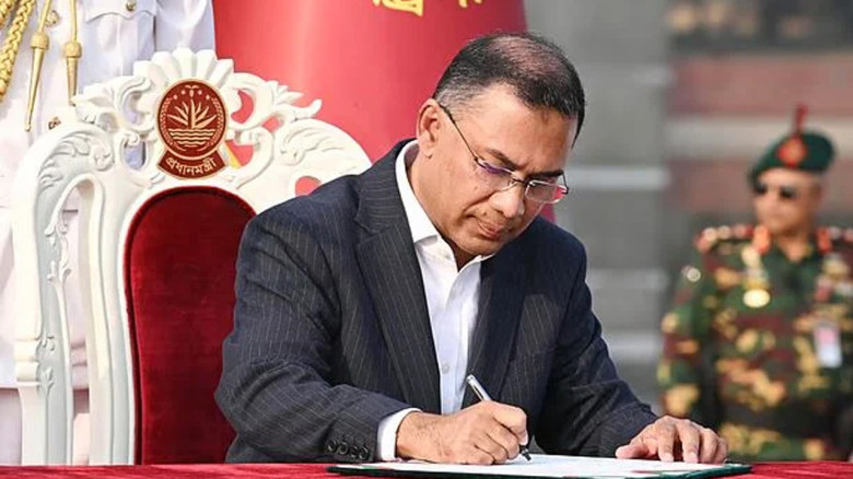প্রধানমন্ত্রীর দপ্তরে নতুন করে অতিরিক্ত প্রেস সচিব ও দু’জন ব্যক্তিগত কর্মকর্তা নিয়োগ...