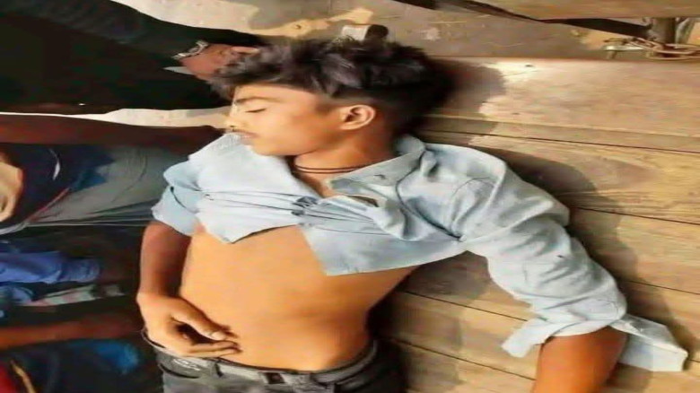 নড়াইলে মোটরসাইকেল নিয়ন্ত্রণ হারিয়ে বিদ্যুতের খুঁটিতে ধাক্কা, কিশোর নিহত...