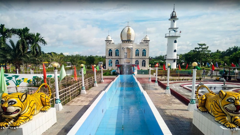 অনৈতিক কর্মকাণ্ডের এক নীরব কেন্দ্র চন্দ্র মহল ইকো পার্ক, নেই প্রশাসনের নজরদারি...
