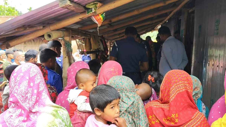 নড়াইলে মায়ের বিরুদ্ধে ৩ মাসের শিশুকে হত্যার অভিযোগ মা আরিফা বেগমকে আটক করেছে পুলিশ...