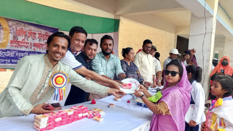 মদনা উমেদিয়া সরকারি প্রাথমিক বিদ্যালয়ে ক্রীড়া প্রতিযোগিতা ও পুরস্কার বিতরণ অনুষ্ঠিত...