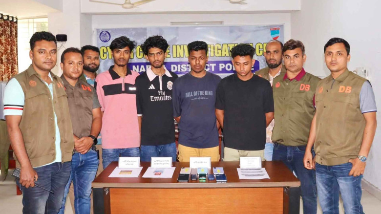 নড়াইলে কম দামে চাঁদপুরের ইলিশের প্রলোভন দেখিয়ে অনলাইনে প্রতারণা, গ্রেফতার ৪...