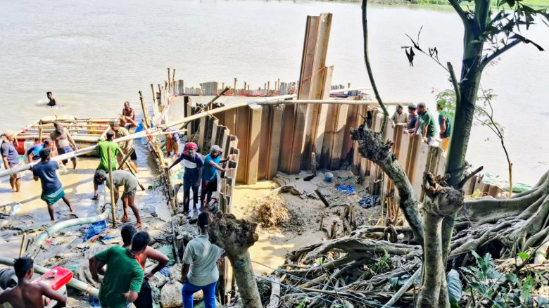 কটিয়াদীতে তিতাস লাইনে লিকেজ: কিশোরগঞ্জে ৮ হাজার গ্রাহকের গ্যাস বন্ধ...