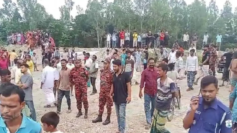 গোসলের সময় যমুনায় নিখোঁজ, অবশেষে দুই স্কুলছাত্রের মরদেহ উদ্ধার...