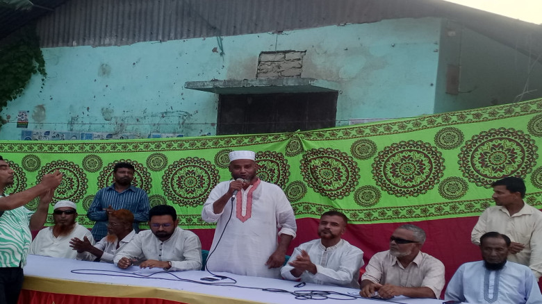 লক্ষ্মীপুর ৬নং ওয়ার্ডে দোয়া চাইলেন চেয়ারম্যান প্রার্থী হাফেজ
